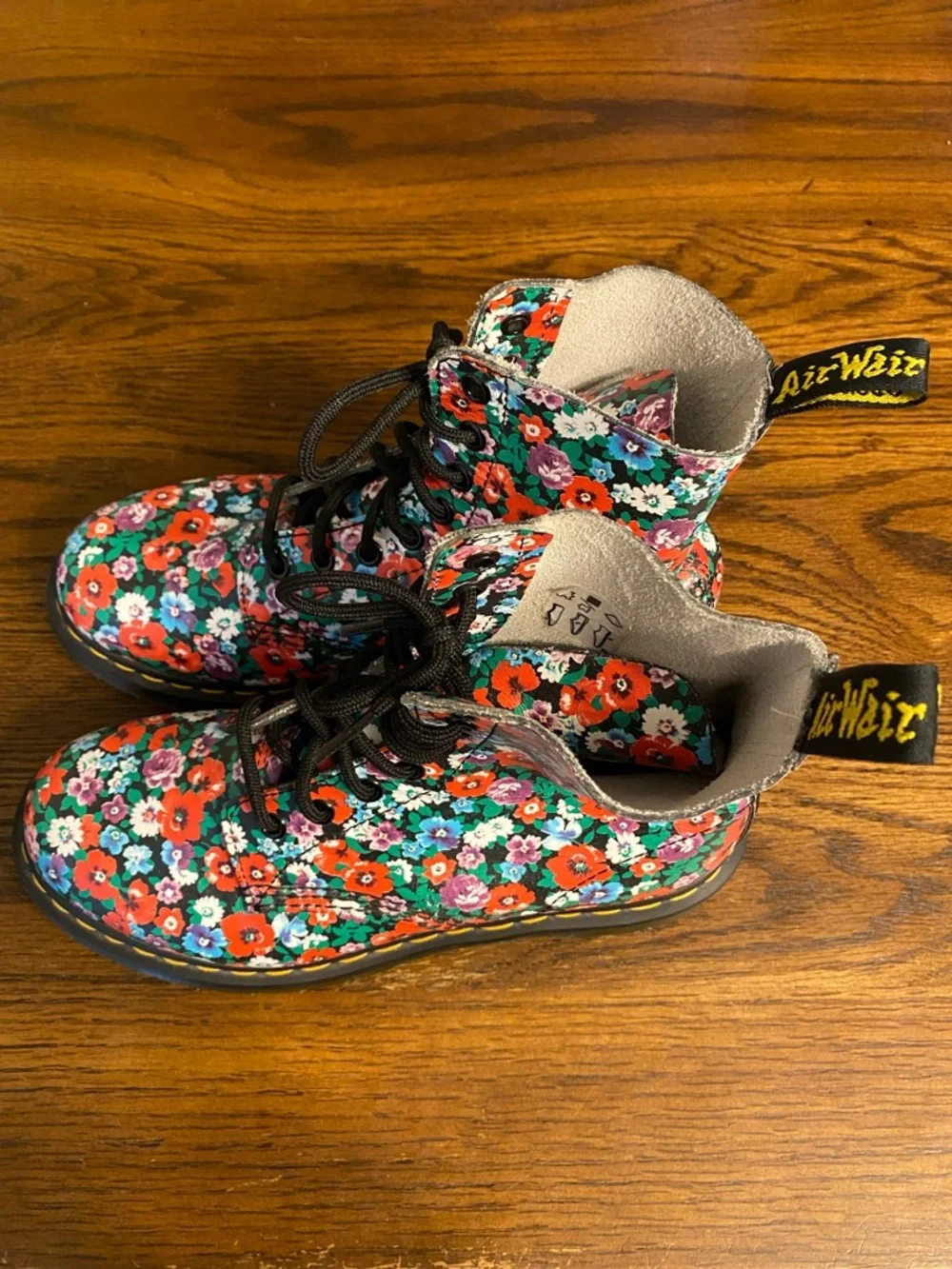 Dr. Martens 1460 Pascal Wanderlust Floral Boots Leather 8 Eye Multi Size 7 - Picture 5 of 11